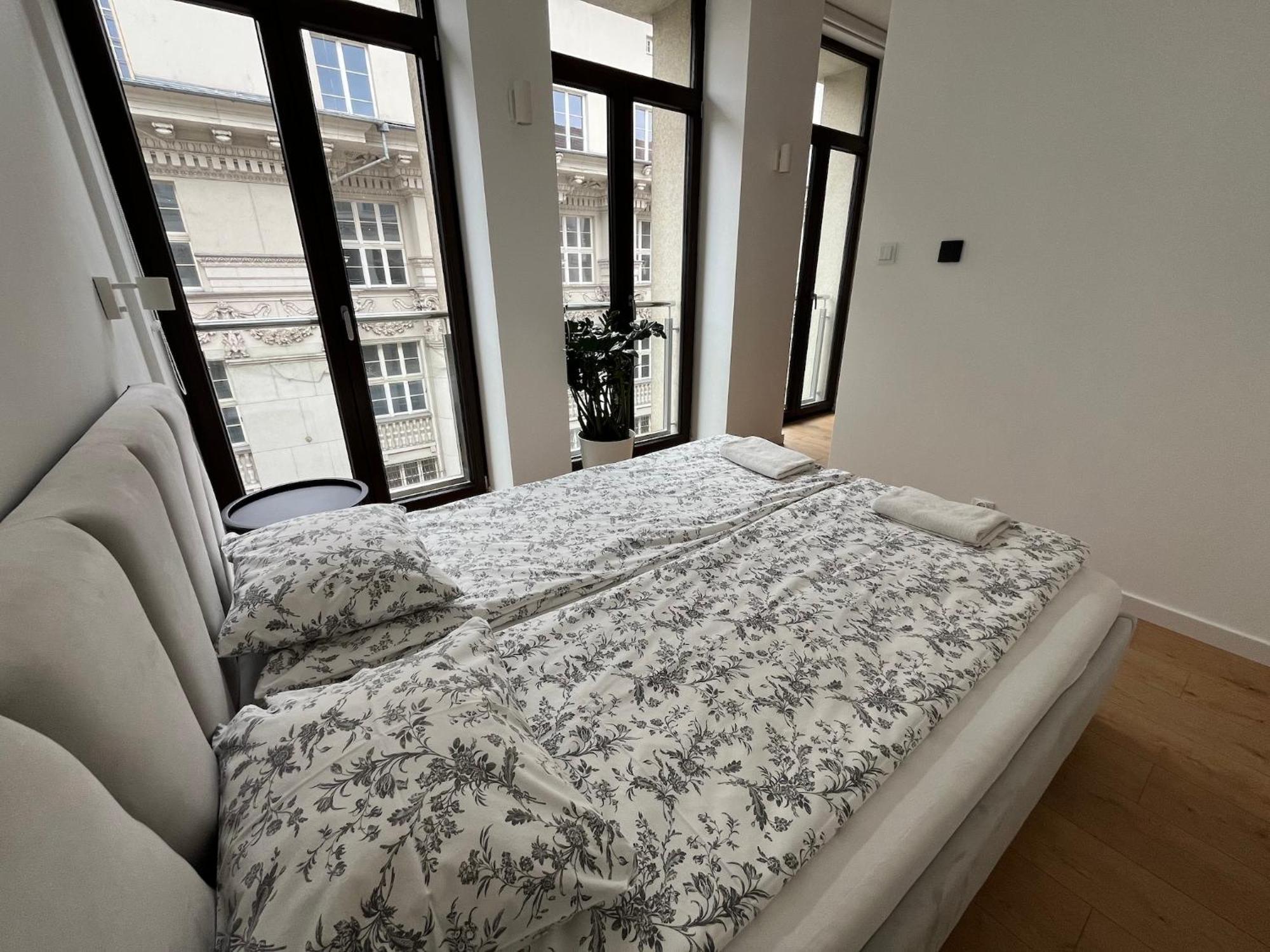 Appartement Quiet Luxury Hideaway à Cracovie Extérieur photo